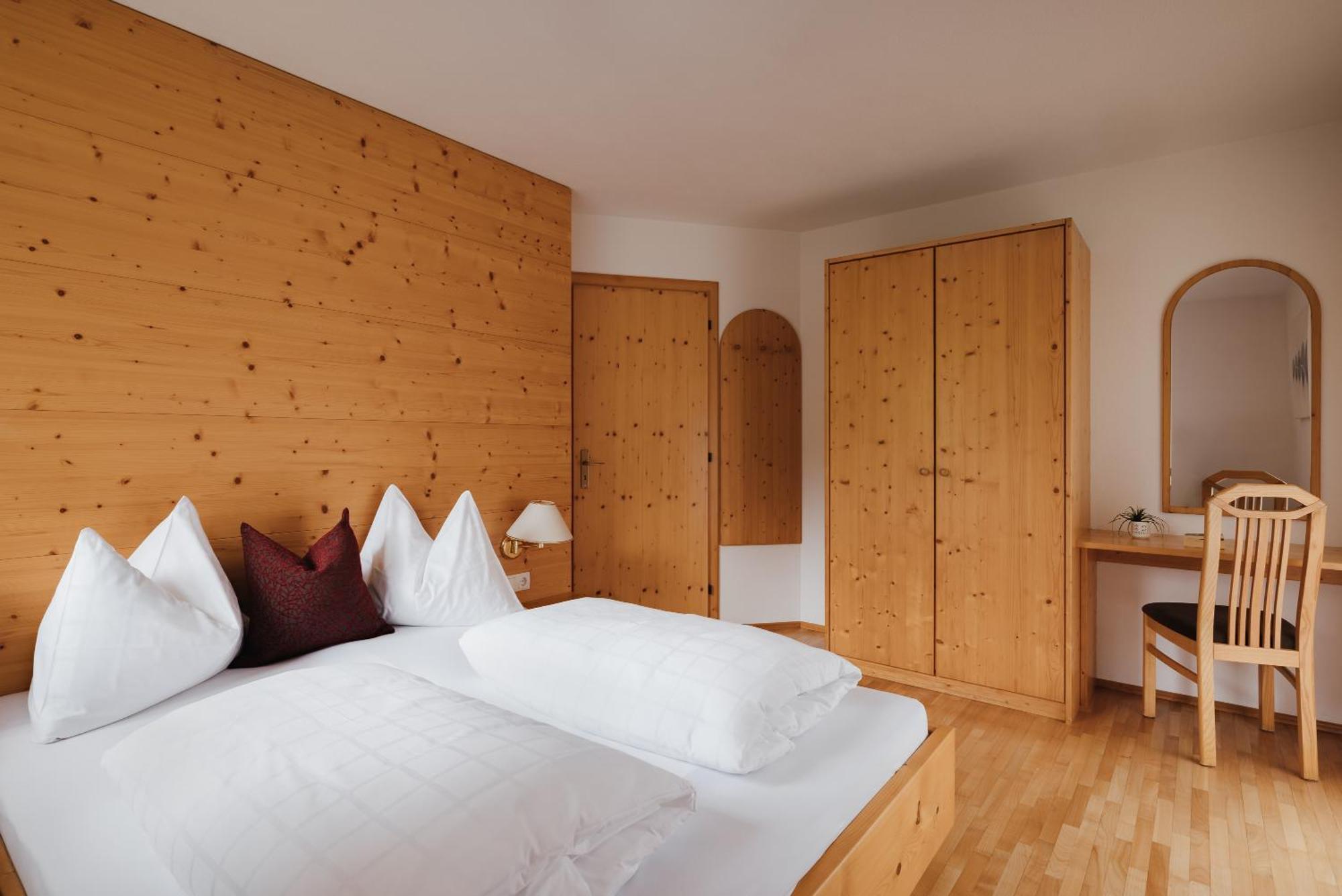 Untermairhof Appartment Residence Selva dei Molini Phòng bức ảnh